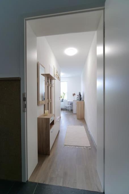 Preiswertes Modernes Gaestezimmer In Aue Bad-Schlema Exteriör bild